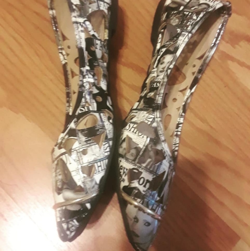 Patterned Flats - Picture 3 of 8